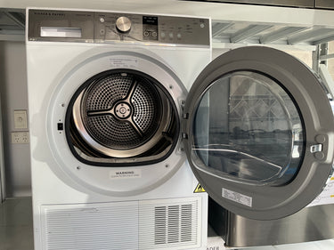 Factory second 9kg Fisher&Paykel Heat Pump Dryer DH9060P2 - Second Hand Appliances Geebung